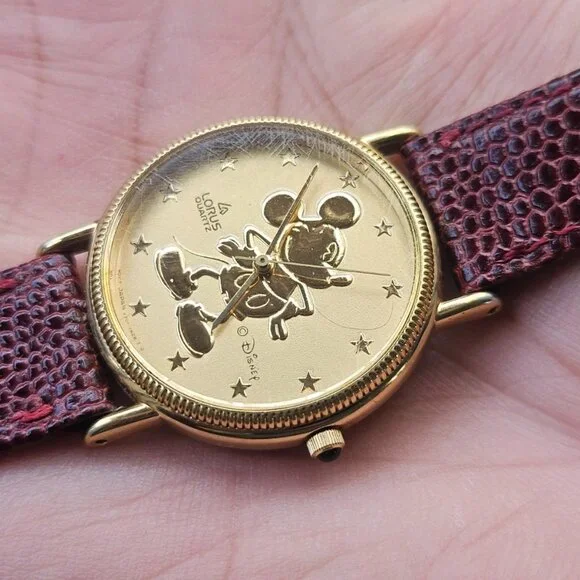 Vintage Disney Lorus Wristwatch Burgundy Tone Genuine Leather Strap Watch - Picture 4 of 12